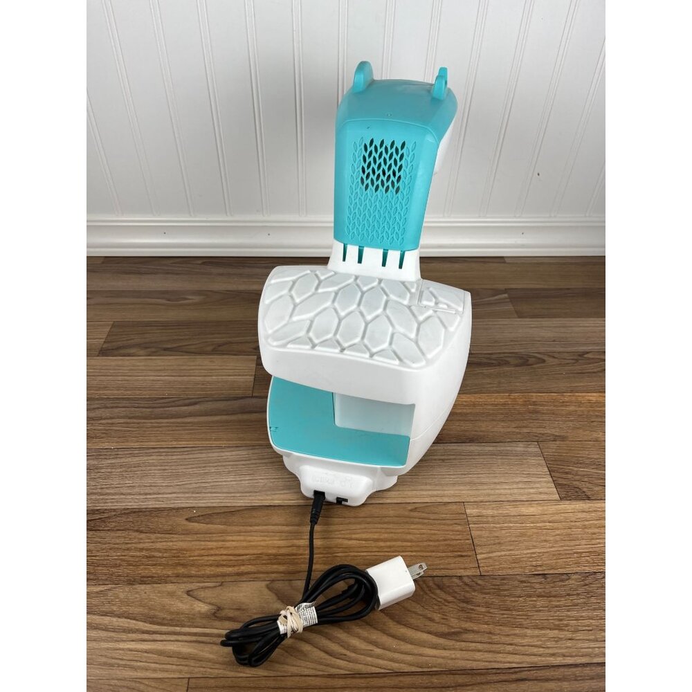 Smart Sketcher 2.0 Drawing Projector for Kids, Art Projector for Tracing 2 Carts - Picture 3 of 8